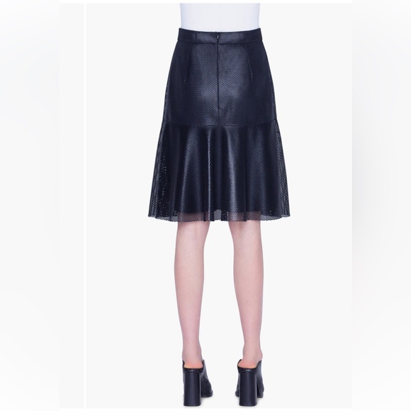 NWOT Akris Punto lacquered lace A line skirt size 10 - Picture 3 of 10